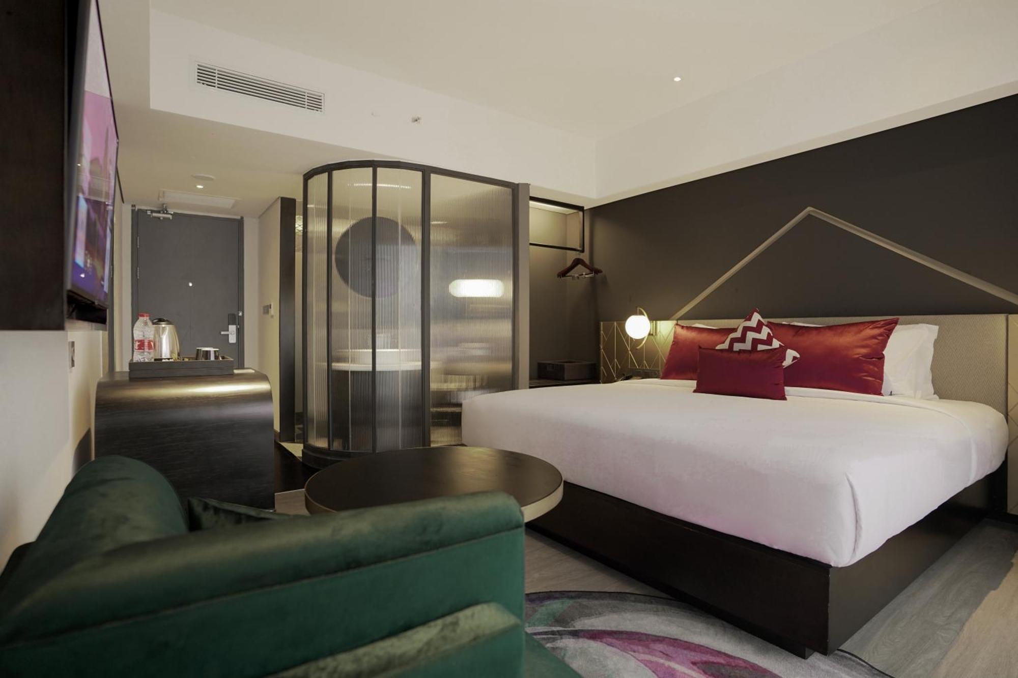 Awann Sewu Boutique Hotel And Suite Semarang Exterior photo